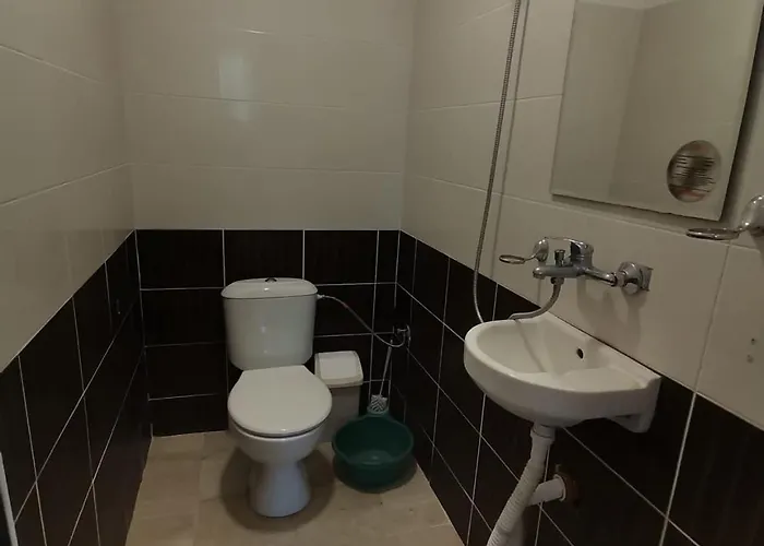 Elit Village 假日公园 *